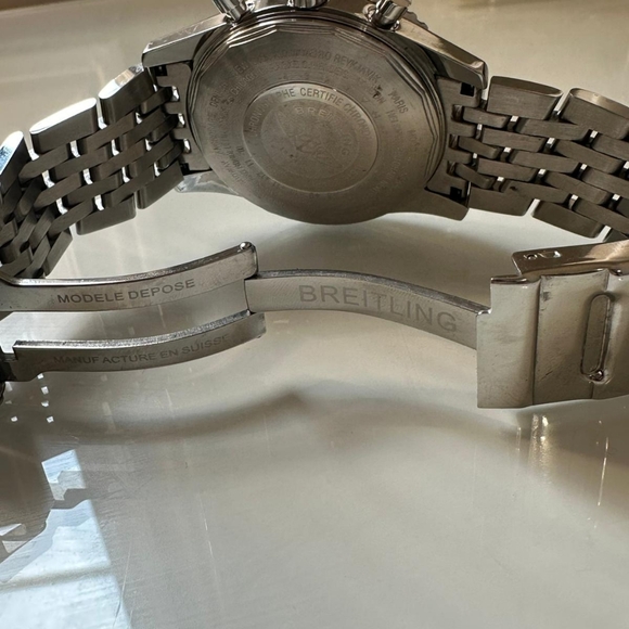 Breitling Watch - Picture 5 of 6